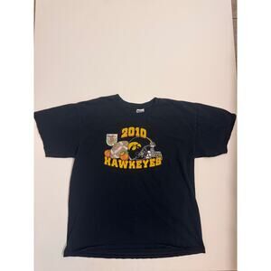 2010 Iowa Hawkeyes Orange Bowl Football T-Shirt Size L Hole on Back